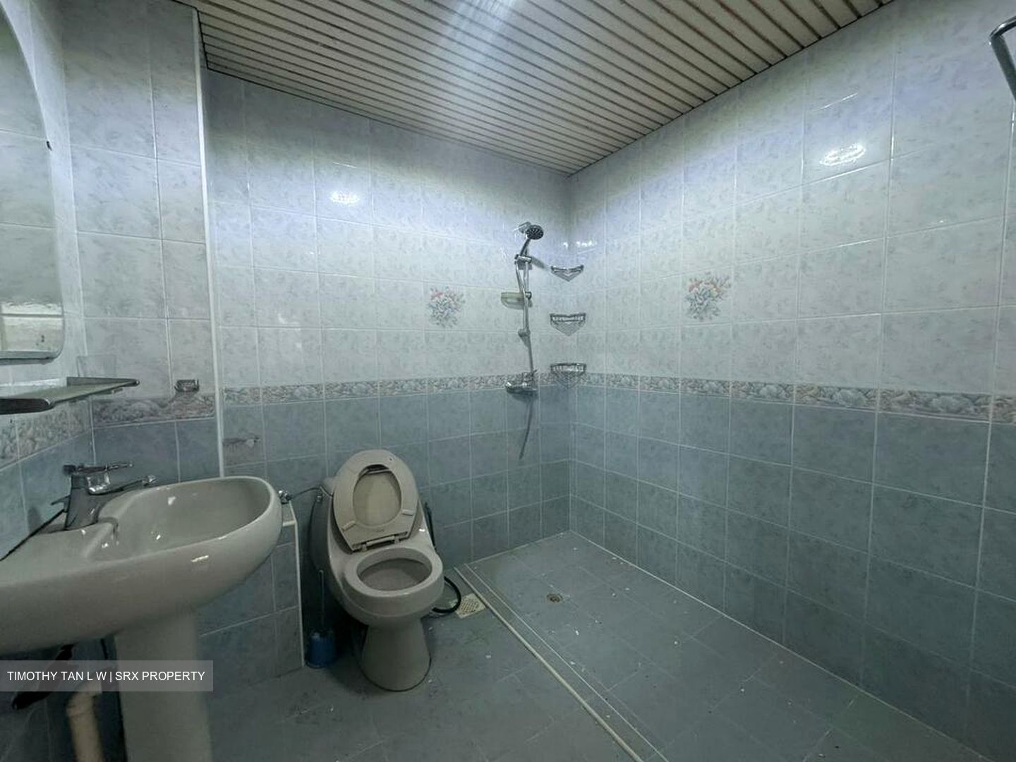 Pasir Ris Beach Park (D18), Terrace #504616951